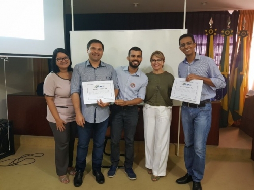 FARMACÊUTICOS CLÍNICOS SE REÚNEM PARA DISCUTIR GUIA DE PRÁTICA CLÍNICA DO CFF